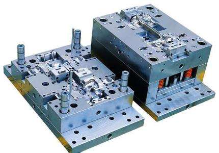 How to choose plastic mould?